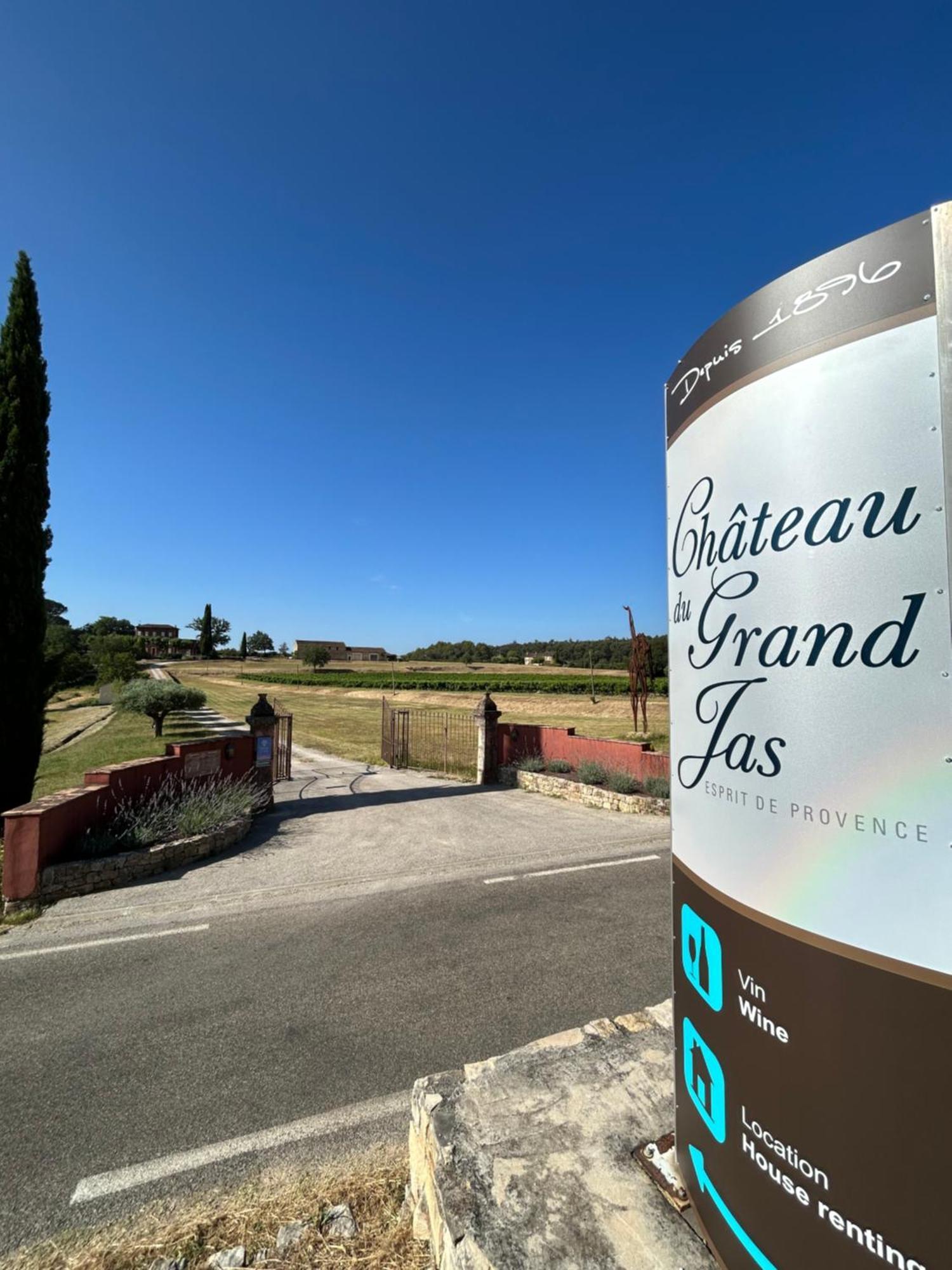Chateau Du Grand Jas Entrecasteaux Eksteriør billede